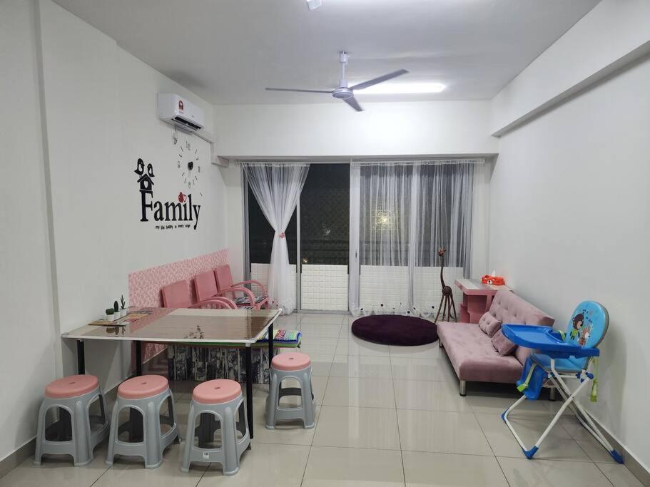 Cozy Familee Homestay Simpang Ampat  Exteriér fotografie